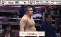 20歳のウクライナ出身力士が強すぎる…！土俵際に追い込まれてからの見事な逆転劇で“初幕下”ストレート勝ち越し「かっこええ」