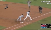 球場騒然！ 大谷翔平が大ピンチ… まさかのハプニング発生　怪物と“爆速対決”… 内野手史上最速の爆肩スローがヤバすぎる 「速っ！」「ツンツンしたいのかな？」