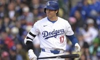 大谷翔平、劇的サヨナラ打！移籍後初 首位打者にも再浮上 自身メジャー4年ぶり2度目 本拠地ファンは総立ち＆騒然「なんとかヒットで終わらせたかった」