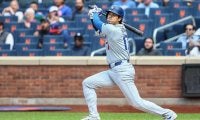 大谷翔平、10戦46打席ぶり14号でHRキングに2本差！ 足引きずる仕草もタイムリー放ち3打点　ドジャースは終盤に勝ち越し3連勝