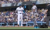 これは反則レベル！ 大谷翔平、 打席に立つ直前のルーティンが話題に　審判と相手捕手に見せた一瞬の“表情”にファン注目「えっ？w 」「髪切って爽やかすぎる」