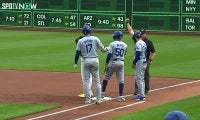 大谷翔平の打球でベッツが“バグった”珍しい瞬間 カメラが捉えた一コマに「これはレア」「何だかかわいい」ファン注目