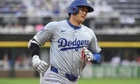 大谷翔平、右前適時打が決勝点！ 「ショウヘイを止められない」初回24号&3戦ぶりマルチで勝利に貢献