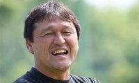 「中田英寿も本田圭佑も強かった」清水エスパルス・秋葉忠宏監督が目指す超攻撃的なサッカーに不可欠なもの
