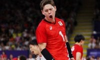 「軌道に乗った！」バレー男子日本、初勝利で勢い！「僕のホームなので」西田有志が両チーム最多21得点で吠えた【パリ五輪】