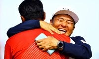 丸山茂樹監督が感謝の涙 銅メダル獲得の松山英樹は「本当の実力者」