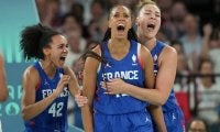 開催国フランス、絶対女王アメリカなどが準決勝進出…五輪女子バスケ準々決勝まとめ