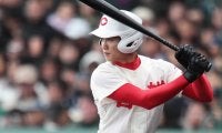 １年夏の甲子園で西川遥輝は骨折しながら強行出場　放った大ファウルに末恐ろしい才能を感じた