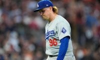 前夜にMLB初セーブも…ド軍が27歳ナックのマイナー降格を発表　剛腕ビューラー復帰