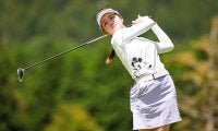 川崎春花が3打リードで最終日へ 2位ペ・ソンウ