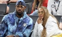 パリ五輪を終えたレブロンが妻サバンナの存在を称賛「僕の美しい妻が真のMVPだ」