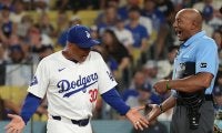ド軍右腕ブチギレ　監督も不満隠さず登場…球場騒然の疑惑の判定が「MLBで最悪の審判」