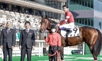8月24日は「愛酒の日」 今週末のレースに臨むお酒にまつわる馬たちとは？