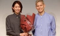 「カップルの理想形だ」西田有志&古賀紗理那さんの“手つなぎショット”に海外メディアも絶賛！ファンも「とってもお似合い」