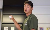 始球式なのに147キロ…“謎の右腕”にX騒然　30歳の衝撃投球が「速すぎてビックリ」