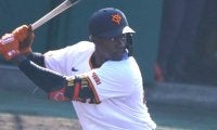 巨人19歳は「支配下待ち遠しい」　轟く豪快パワー…193cmの逸材に興奮「ロマンしかない」