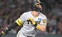 ときに＂叱咤＂も受けながら…球団初の連覇に欠かせないピース　阪神25歳内野手の偉業に話題沸騰「やはり華がある」