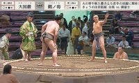 “芸術的”で美しい四股に惚れ惚れ…序二段力士の膝から先が“ピン”打点が高い姿にファン熱視線