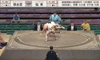 150キロの巨漢力士が飛んだ…合気道のような驚きの決着にどよめき