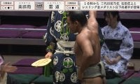 19歳イケメン力士の「躍動する筋肉」「野生味あった」土俵際からの力強い逆転劇に騒然「ネリーの時代がいつか訪れる」期待するファンも