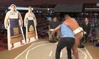「放送事故になるぞ」パリ五輪レスリング金メダリストが相撲芸人に投げ技……無茶振りに「山本“KID”徳郁が脱臼したやつ」