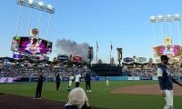 大谷出場試合でハプニング　巨大な黒煙がド軍本拠地近くで上がる…ファンも騒然