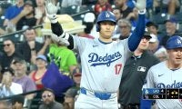 大谷翔平、3試合連続タイムリー＆54号で得点圏打率「13-12」の9割超＆打点19！？「やばすぎる！」イチロー超え57盗塁にも成功してファンも熱狂「もう何をしても驚かないw」
