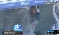 なんだ、ただの聖人か… 大谷翔平、引退する選手に見せた「神対応」の瞬間　優しすぎる“心遣い”が「人格者すぎる」
