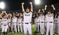 巨人が４年ぶりのＶ奪回を果たせた要因は？ 伊原春樹が「阿部采配」を総括