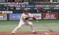 まさかの…打つ前にバット投げ！？ソフトバンク・甲斐拓也が明かす“衝撃プレー”の真実
