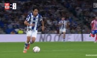 久保建英、50m完全独走の“1人カウンター”発動「右サイドボコボコにしてる」強豪アトレティコを単騎で崩した超絶決定機
