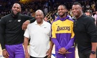 「今度は歴史を見守る番」球界レジェンドがジェームズ親子の“NBA初共演”を祝福