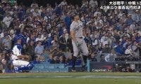 ヤンキース4番の超特大アーチにスタジアム“ドン引き”…ドジャース外野手も即諦め“確信フリーズ”の瞬間「こりゃ追いかけなくていい」