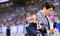 「尊い」「めちゃかわ」クロミ影山優佳＆コウモリ内田篤人氏のハロウィン仮装共演ショットにファン歓喜！ 約1年ぶりの番組出演に「見ててうれしくなる」などの声