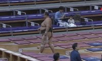 48歳の角界最年長「体壊すことなく土俵に上がれてるのが奇跡」25歳年下力士をいぶし銀の技術で撃破 胸熱のファン「すごい！」