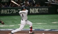 侍ジャパン初回から猛攻　1番抜擢の村林一輝のソロ&森下翔太の2点適時二塁打などで4点先制【プレミア12】
