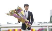 武豊騎手 黄綬褒章受賞記念セレモニー…「競馬界全体でいただいたもの」