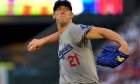 ド軍30歳右腕、カブス移籍も？　米報道、先発左腕と複数年契約も「終わったわけではない」
