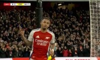 異次元の独走！敵陣50mドリブル→10秒で仕留めた“高速カウンター”が話題沸騰 アーセナルFWが覚醒「ハットトリックすご」