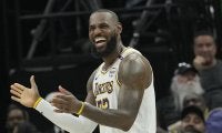 レブロン・ジェームズが通算出場時間と2ケタ得点試合数でNBA歴代トップに浮上