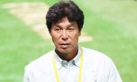 62歳とは思えぬ衝撃スタイル「まじで体型変わらんな」　久々ユニ姿に感動「カッコよすぎる」