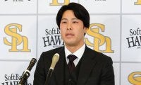 年俸を上げたくても…鷹28歳が語った“ジレンマ”の正体　現場とフロントの「違い」
