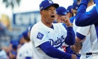 ドジャースがロバーツ監督にも「記録的な契約」を用意か　連覇に挑む指揮官は史上最高額でも「不思議ではない」