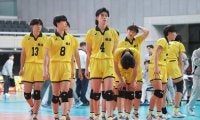 春高バレー　鎮西が準々決勝で敗退　１年生エースの一ノ瀬漣は号泣「最後の最後で良いプレーができなかった」
