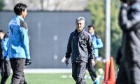 【長谷部新監督が着手するJ1川崎の新たなチーム作りとは(3)】「システム変更も自分の中では一つの選択肢」と語る新指揮官。24年からの継続メンバーで川崎はどのように戦うのか