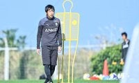 【川崎・中村憲剛FROがついに“現場入り”。長谷部フロンターレにもたらすものとは (1)】実感した新体制での「ゲームに繋がる練習」と進化過程……「みんなすごくチャレンジしている」