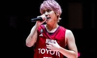 手越祐也が3月2日のA東京vs京都に来場…3年連続でハーフタイムSPライブ披露