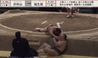 「すごいの出た」「タックルみたい」ベテラン力士、執念の“珍手”で一気 館内拍手