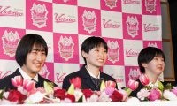 秋本美空らがヴィクトリーナ姫路入団会見　春高バレーを沸かせた3選手／SVリーグ