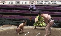 16歳“天才”力士、47歳“超大柄”力士を一瞬の閃きで撃破「なんだいまの」「やるじゃん」驚きの声